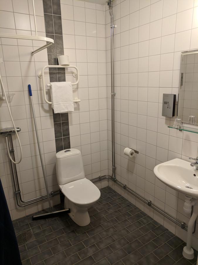 Hotell Haessloe Vasteras Luaran gambar